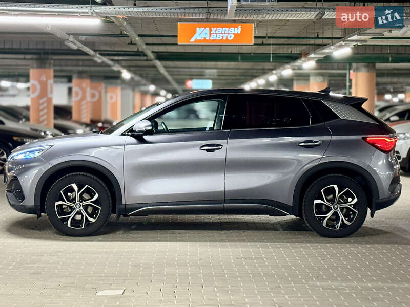 Внедорожник / Кроссовер BYD Yuan Plus 2023 в Киеве