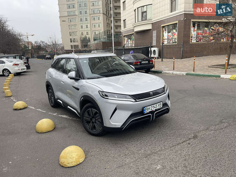 Внедорожник / Кроссовер BYD Yuan Up 2024 в 