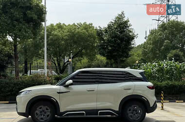 Внедорожник / Кроссовер BYD Yuan Up 2024 в 
