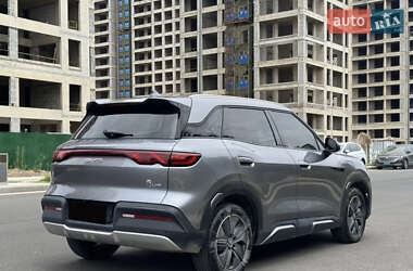 Позашляховик / Кросовер BYD Yuan Up 2024 в 