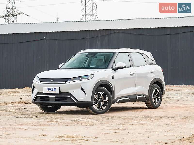 Внедорожник / Кроссовер BYD Yuan Up 2025 в 