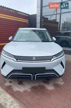 Внедорожник / Кроссовер BYD Yuan Up 2025 в 