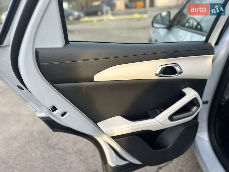 Внедорожник / Кроссовер BYD Yuan Up 2025 в Киеве