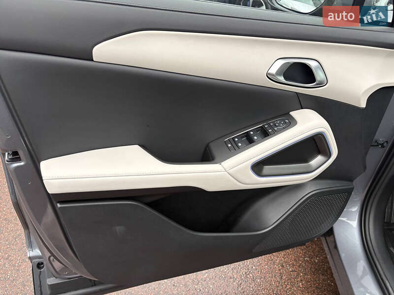 Внедорожник / Кроссовер BYD Yuan Up 2025 в Киеве