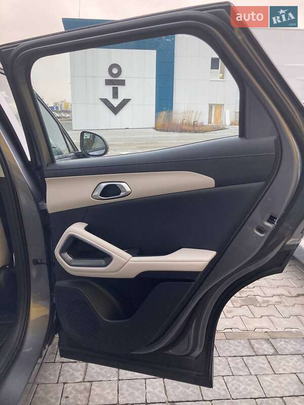 Внедорожник / Кроссовер BYD Yuan Up 2025 в Львове фото 26 Внедорожник / Кроссовер BYD Yuan Up 2025 в Львове