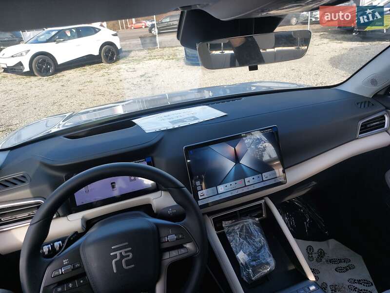 Внедорожник / Кроссовер BYD Yuan Up 2025 в Ужгороде