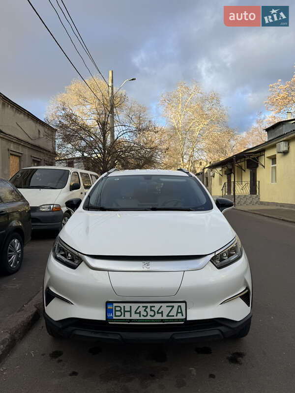 Внедорожник / Кроссовер BYD Yuan 2021 в Одессе