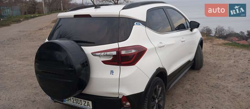 Внедорожник / Кроссовер BYD Yuan 2018 в Одессе фото 8 Внедорожник / Кроссовер BYD Yuan 2018 в Одессе