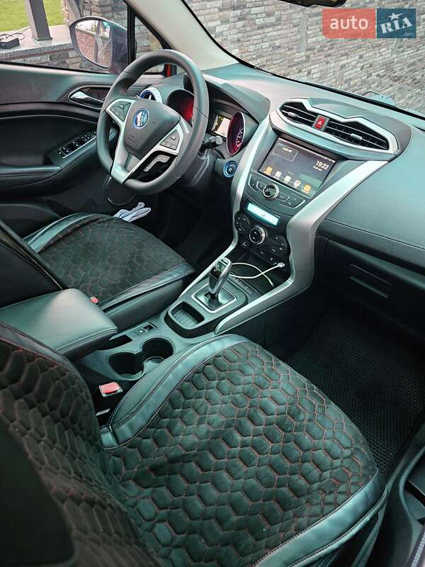 Внедорожник / Кроссовер BYD Yuan 2019 в Киеве фото 27 Внедорожник / Кроссовер BYD Yuan 2019 в Киеве