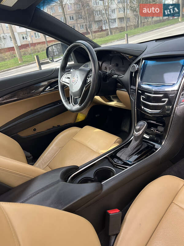 Седан Cadillac ATS 2013 в Тернополе