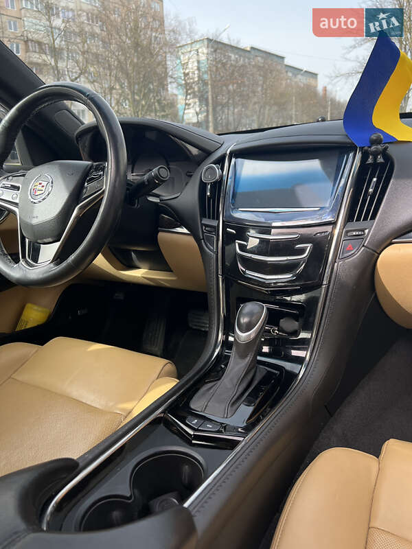 Седан Cadillac ATS 2013 в Тернополе
