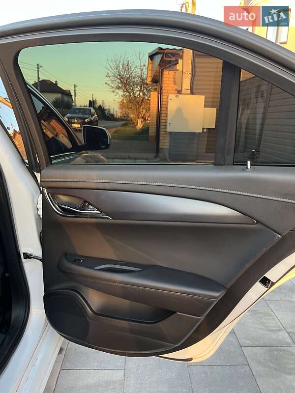 Седан Cadillac ATS 2014 в Києві