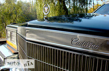Седан Cadillac Brougham 1988 в 
