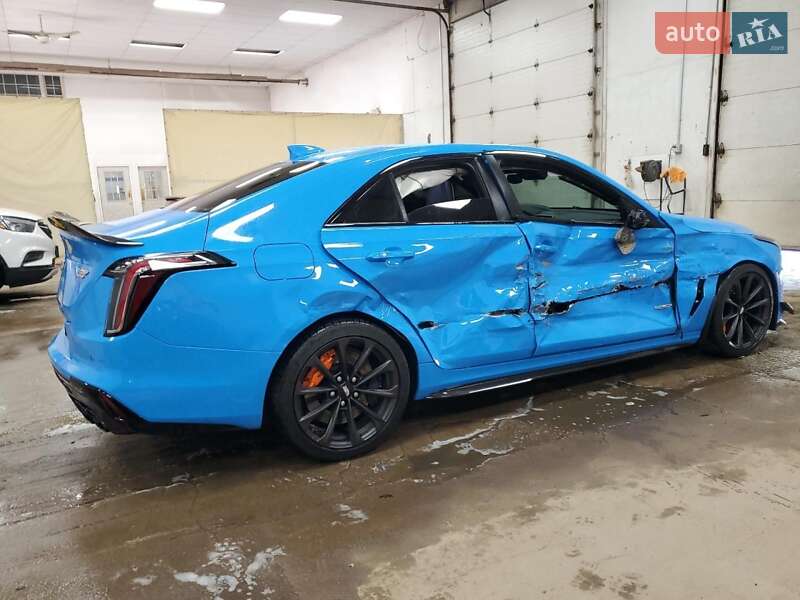 Седан Cadillac CT4-V 2022 в Львові