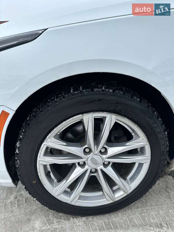 Седан Cadillac CT4 2020 в Киеве фото 14 Седан Cadillac CT4 2020 в Киеве