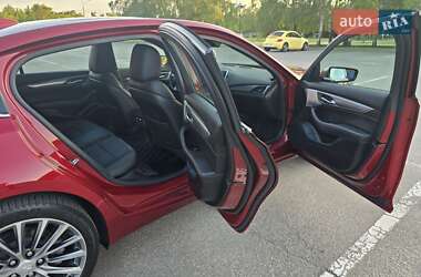 Седан Cadillac CT5 2020 в 