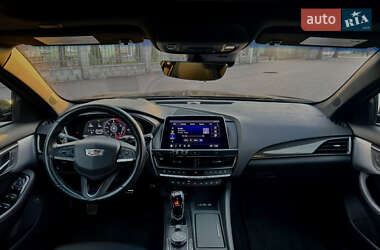 Седан Cadillac CT5 2022 в 