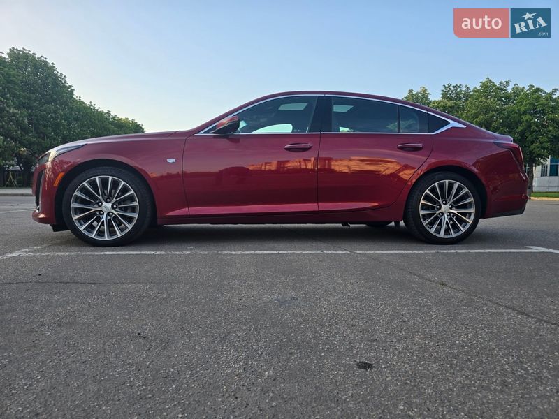 Седан Cadillac CT5 2020 в Кривом Роге