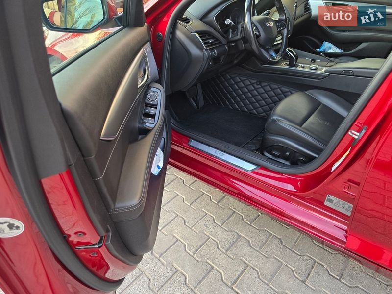 Седан Cadillac CT5 2020 в Кривом Роге