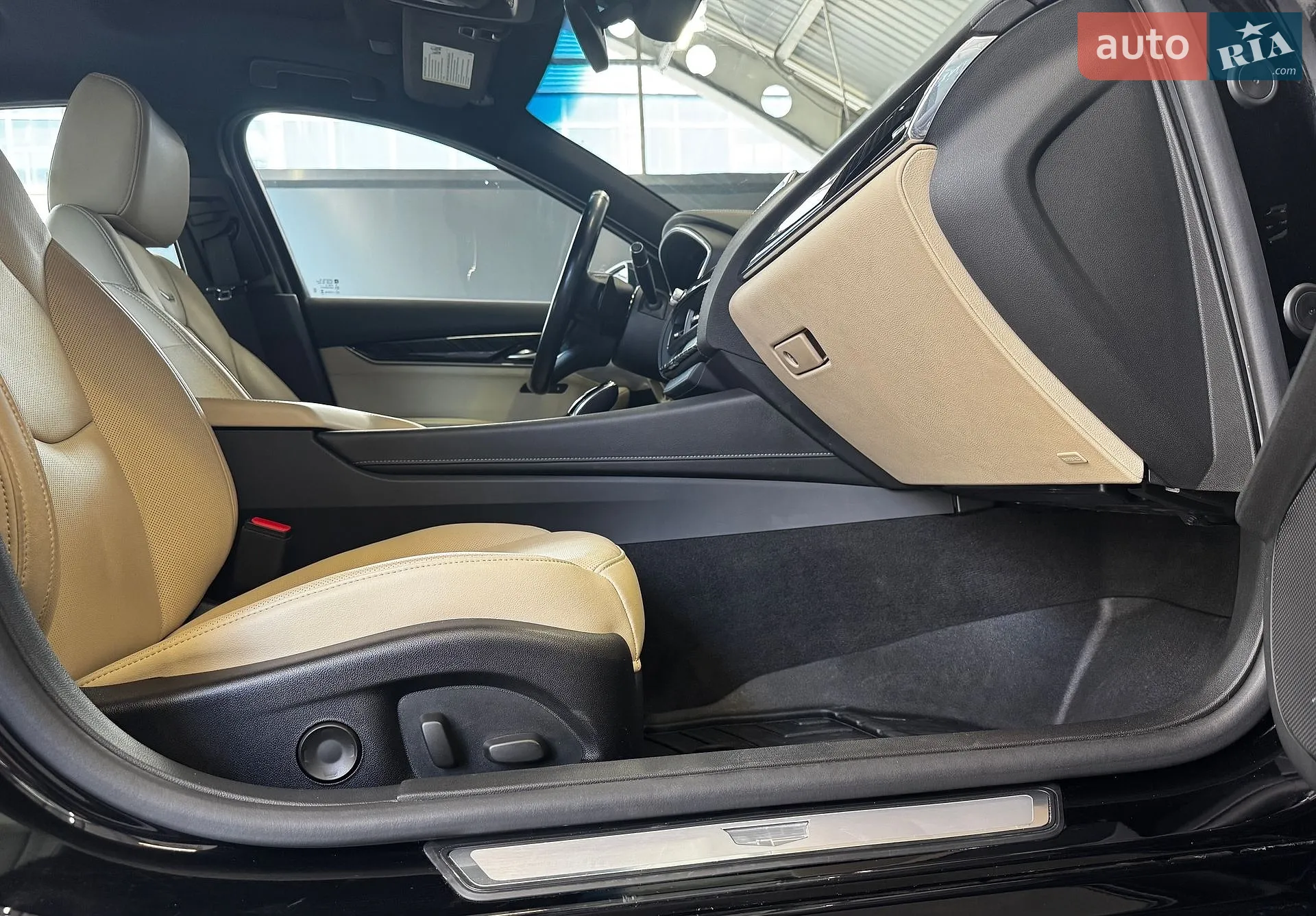 2020 Cadillac CT5 - мініатюра 32