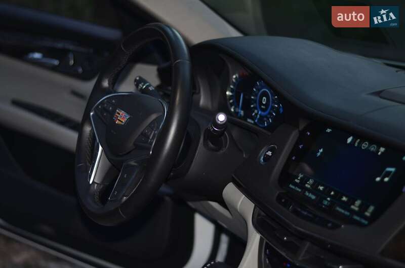 Седан Cadillac CT6 2018 в Полтаві