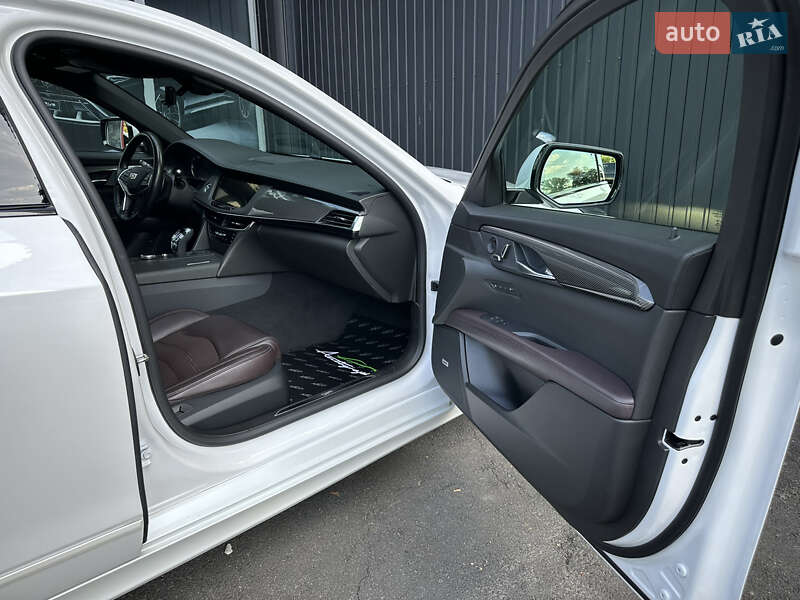 Седан Cadillac CT6 2019 в Киеве