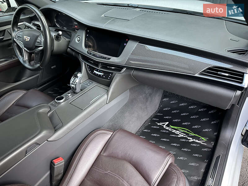 Седан Cadillac CT6 2019 в Киеве