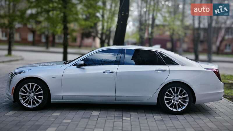 Седан Cadillac CT6 2018 в Києві