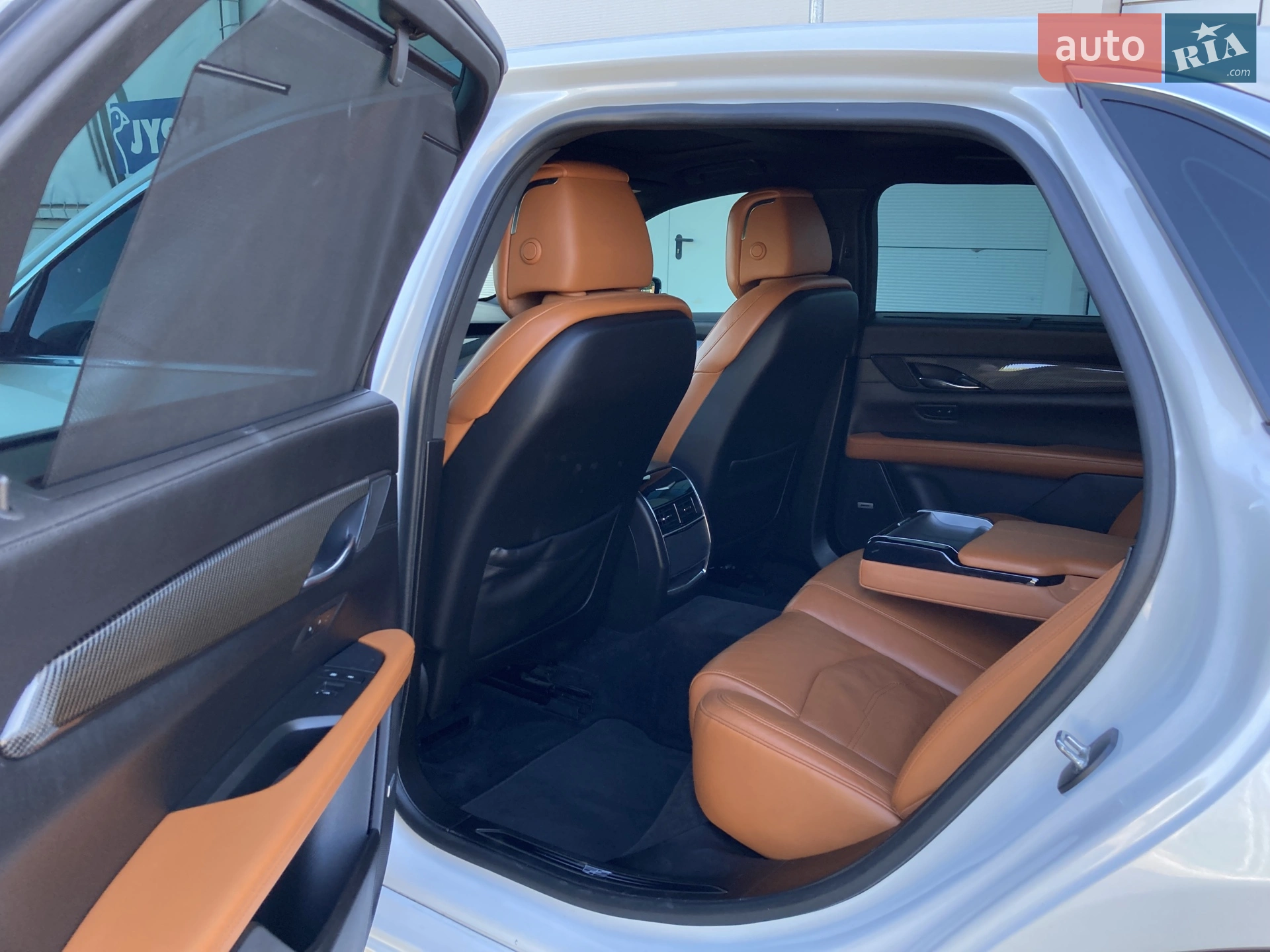 Cadillac CT6 2016 VIN 1G6KG5R64GU126859 фото оголошення 12 з 20