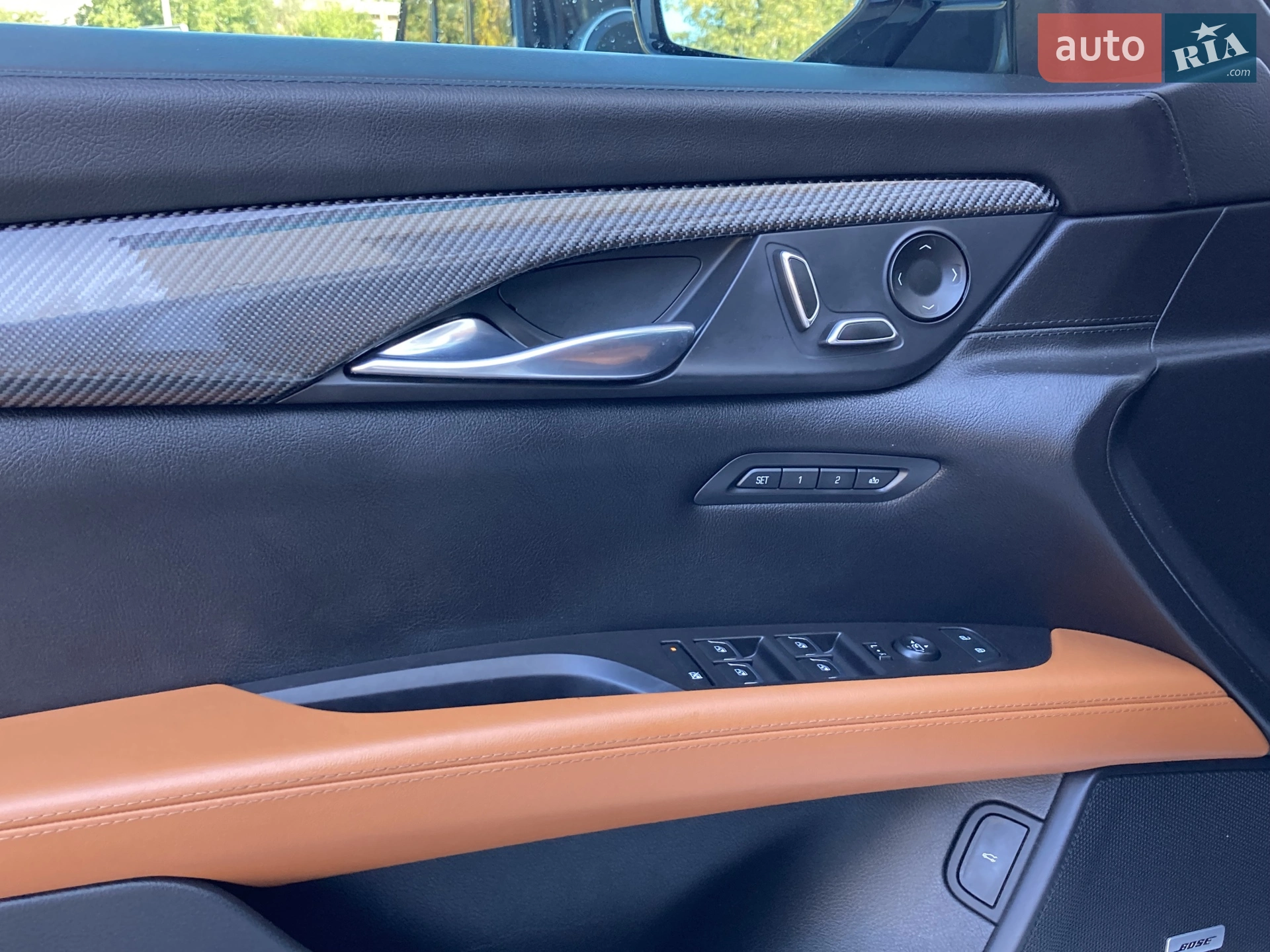 Cadillac CT6 2016 VIN 1G6KG5R64GU126859 фото оголошення 15 з 20
