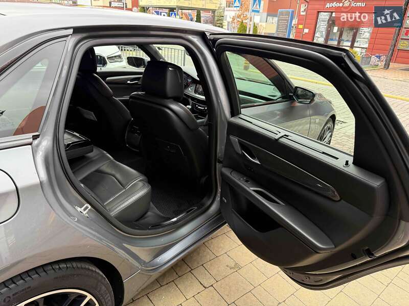 Седан Cadillac CT6 2019 в Львове