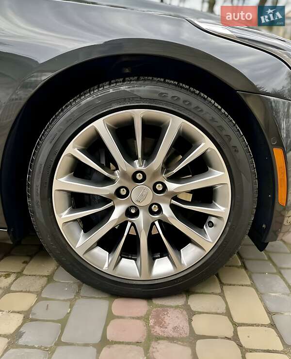 Седан Cadillac CT6 2018 в Киеве фото 18 Седан Cadillac CT6 2018 в Киеве