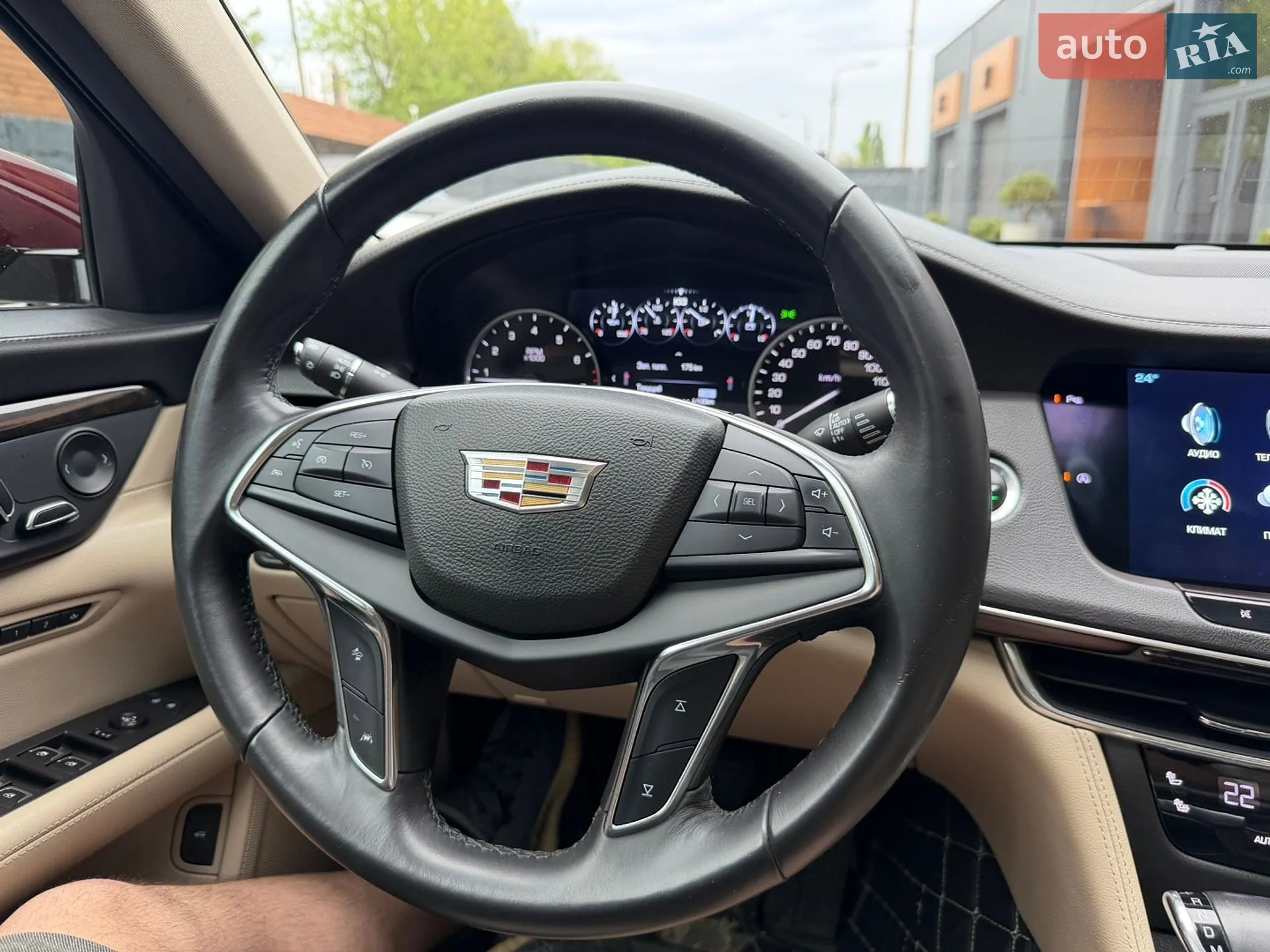 Cadillac CT6 2016 VIN 1G6KB5RS2HU130258 фото оголошення 17 з 18