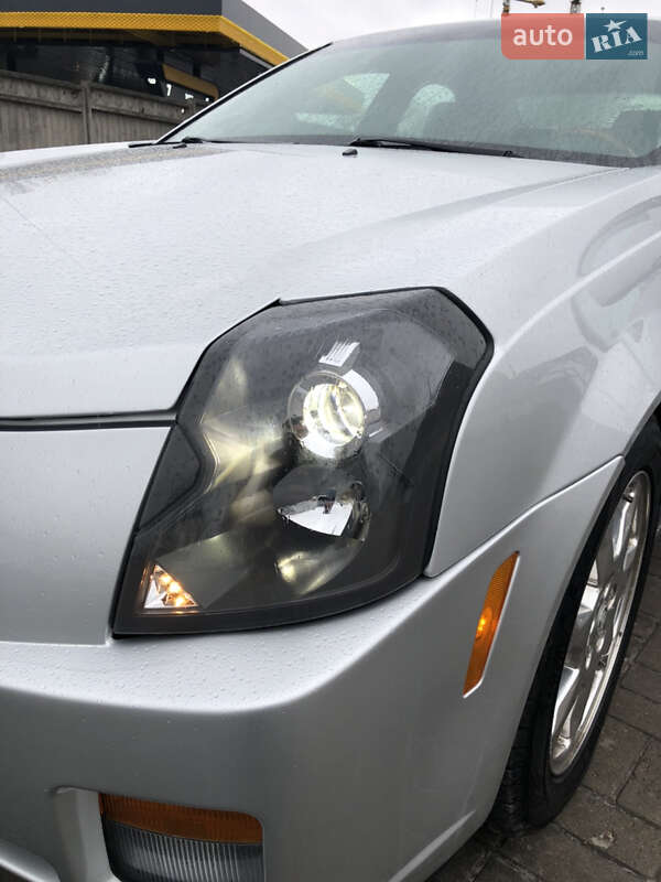 Седан Cadillac CTS 2003 в Києві