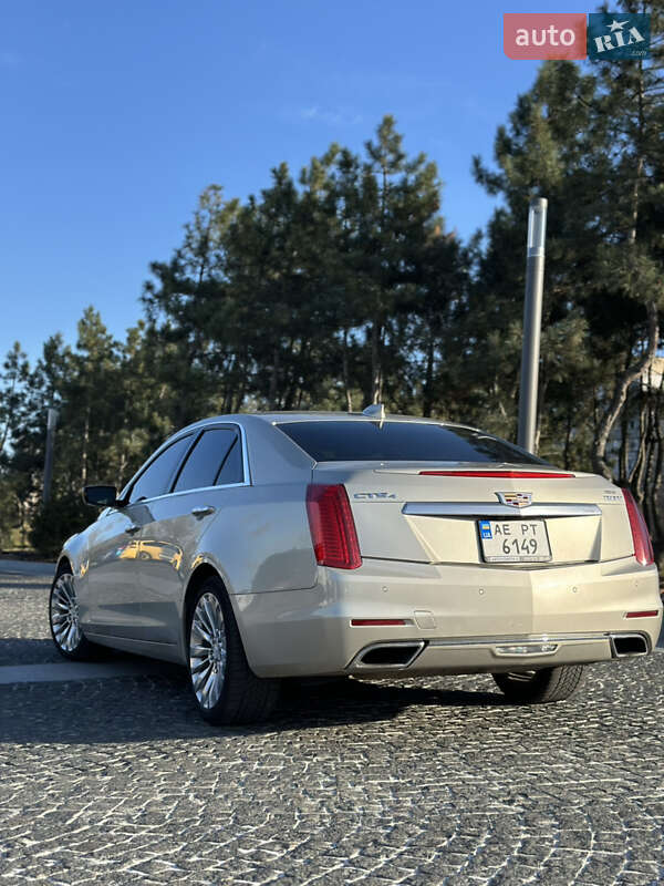 Седан Cadillac CTS 2015 в Днепре