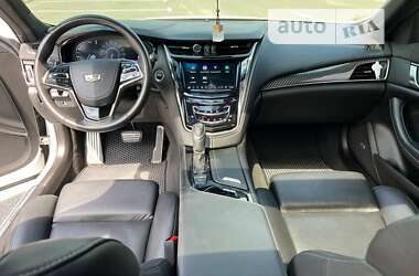 Седан Cadillac CTS 2017 в Святопетрівське