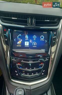 Седан Cadillac CTS 2014 в Львові