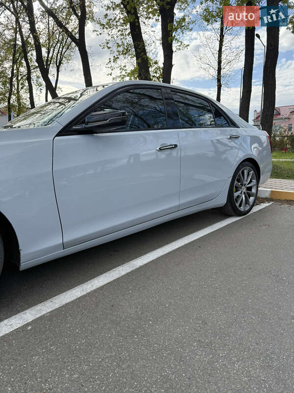 Седан Cadillac CTS 2013 в Києві