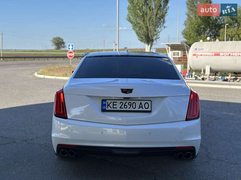 Седан Cadillac CTS 2016 в Дніпрі