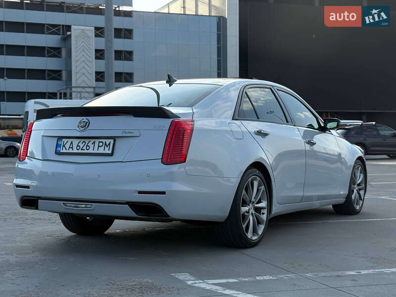 Седан Cadillac CTS 2013 в Киеве