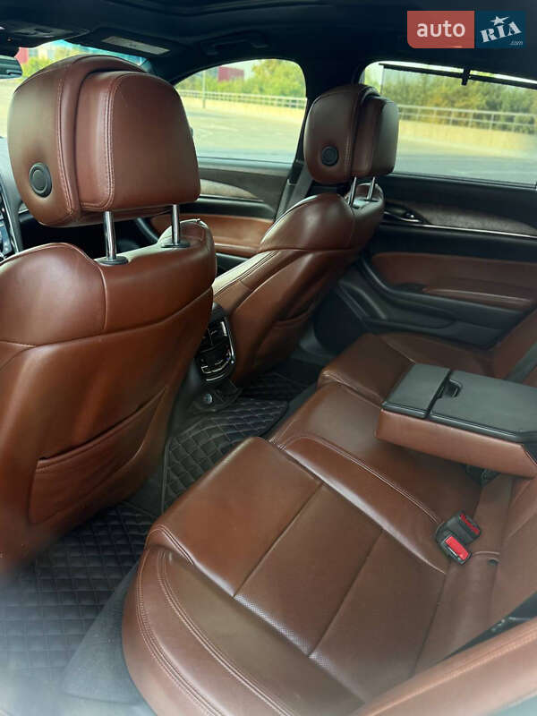 Седан Cadillac CTS 2013 в Киеве