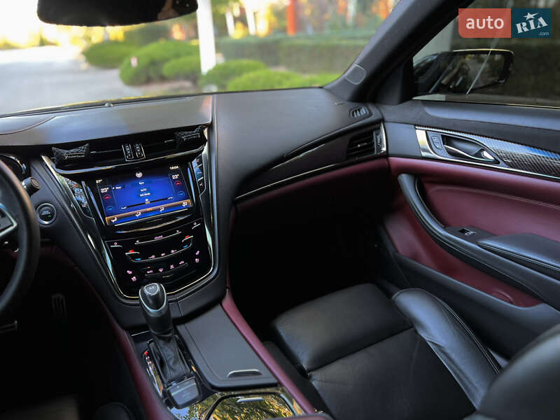 Седан Cadillac CTS 2013 в Одессе