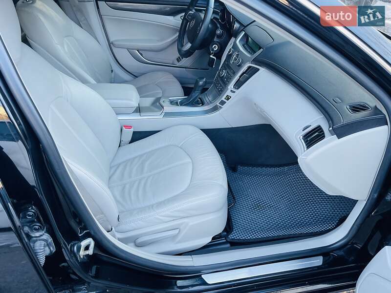 Седан Cadillac CTS 2012 в Киеве