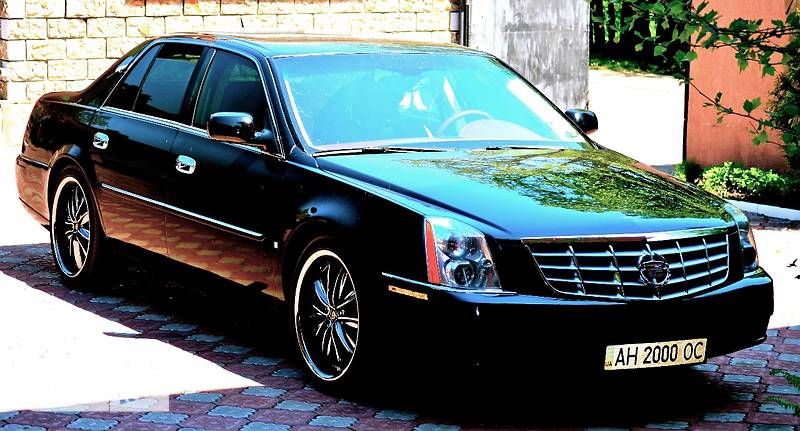 Седан Cadillac DTS 2006 в 