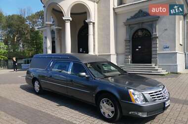 Седан Cadillac DTS 2007 в Львові