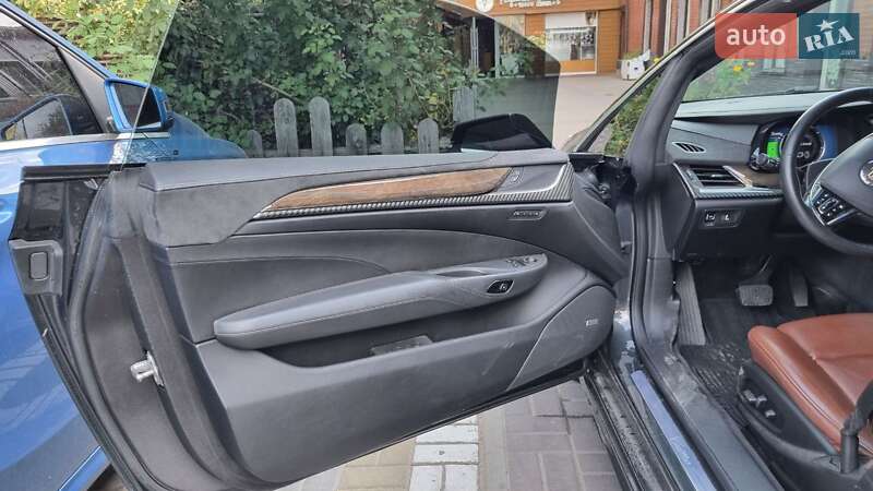 Седан Cadillac ELR 2014 в Чернігові