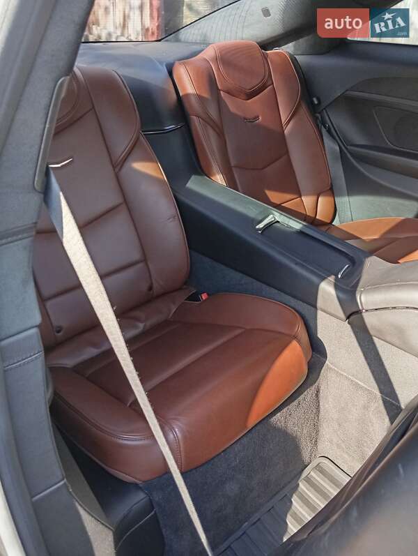 Купе Cadillac ELR 2013 в Ивано-Франковске