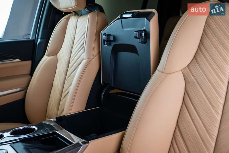 Внедорожник / Кроссовер Cadillac Escalade IQ 2025 в Киеве