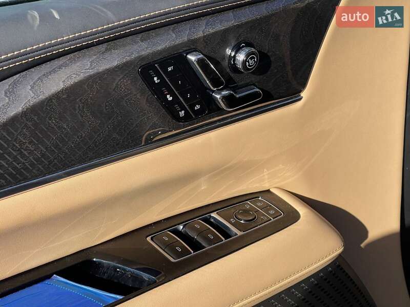 Позашляховик / Кросовер Cadillac Escalade IQ 2025 в Києві