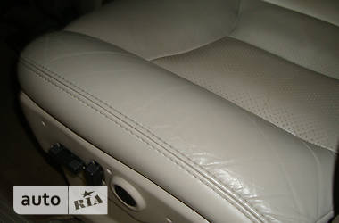  Cadillac Escalade 2003 в 